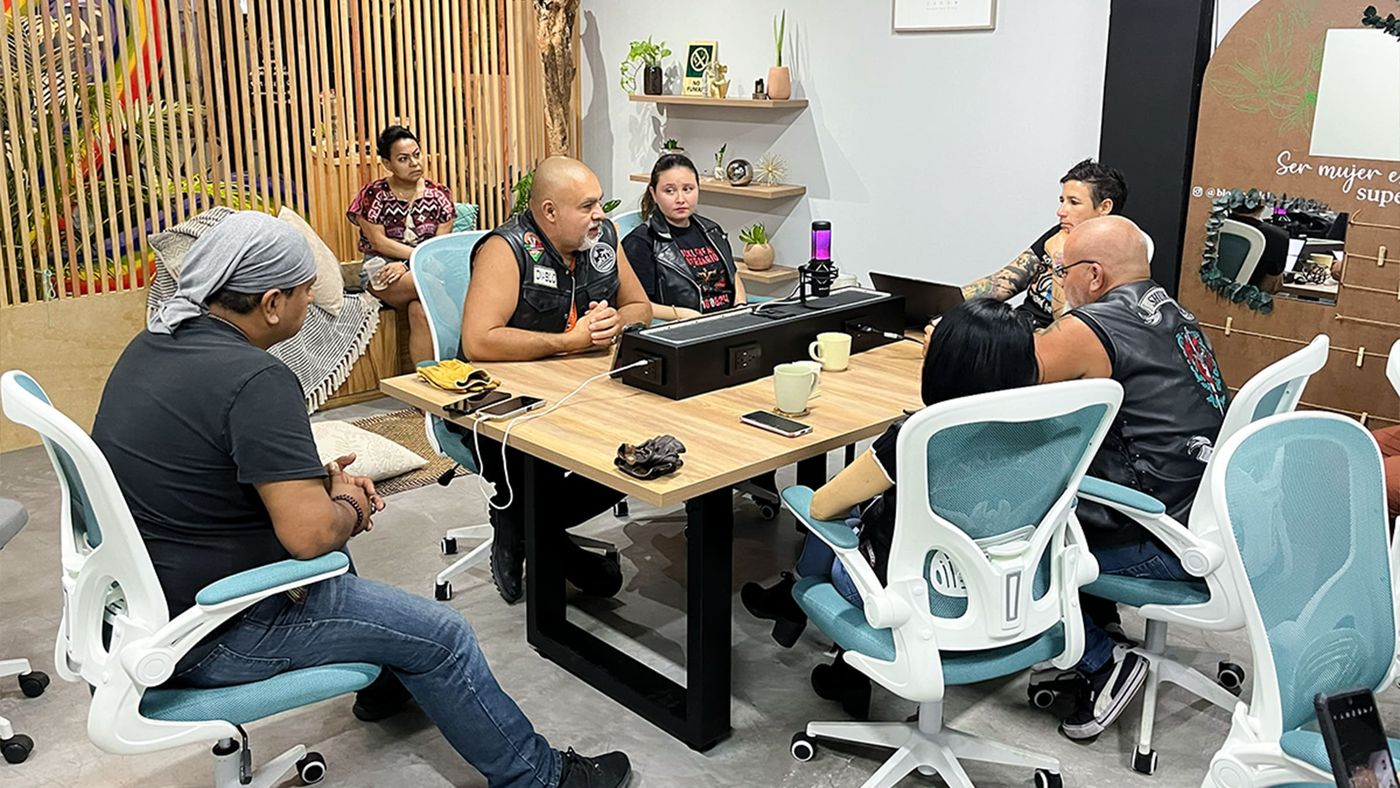 Comunidad de Bloom CoLab trabajando en el coworking de Playa del Carmen