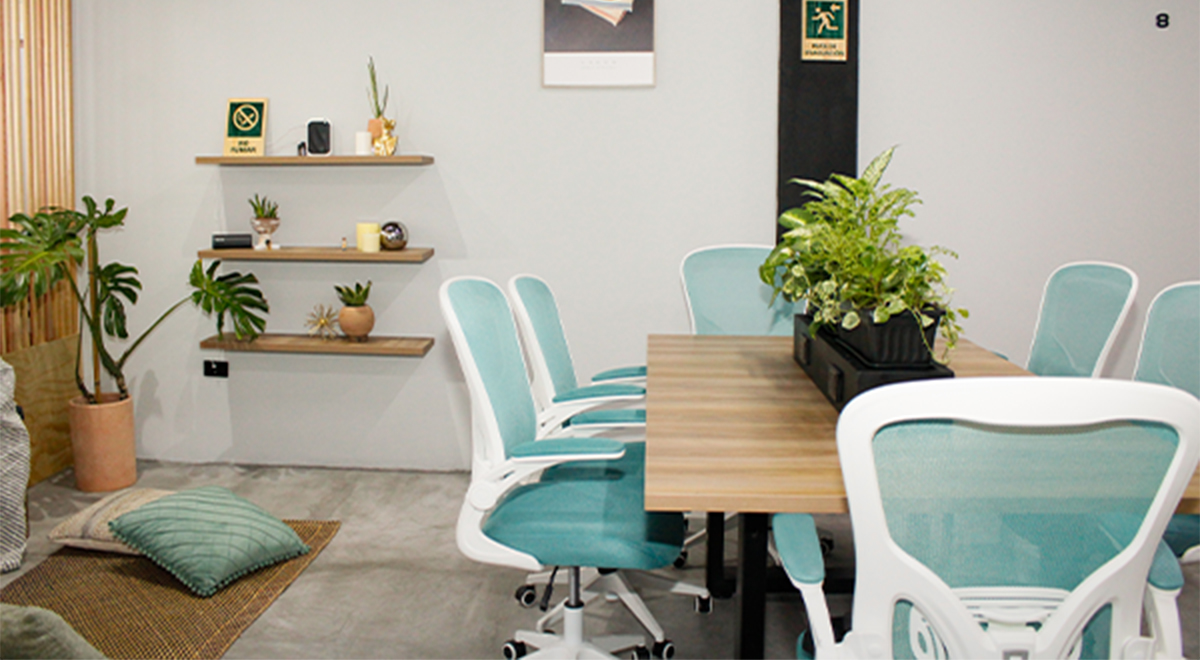 Zona colaborativa para trabajo en equipo en Bloom CoLab